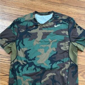 Nike Pro Combat Men's Green and Brown Camo Tee, hyper cool, large